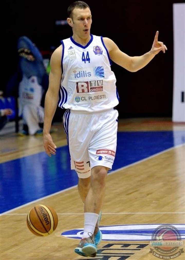 Adrian Gutoaia