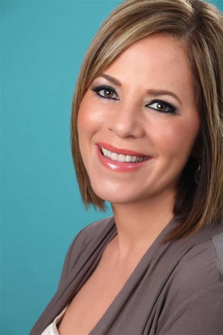 Alyson Noel