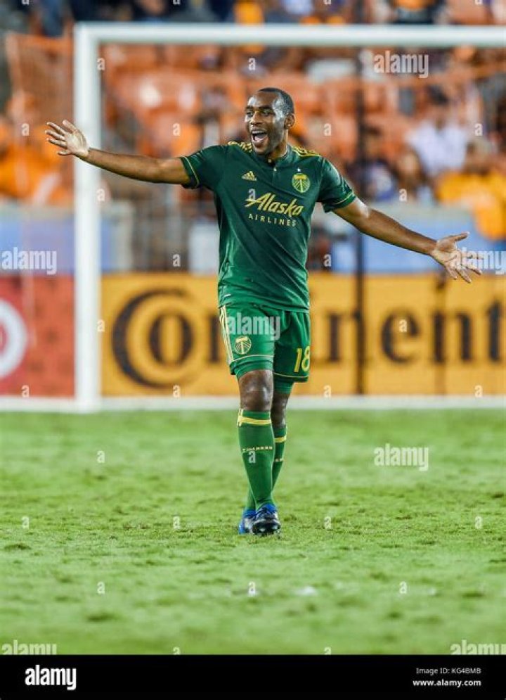 Amobi Okugo