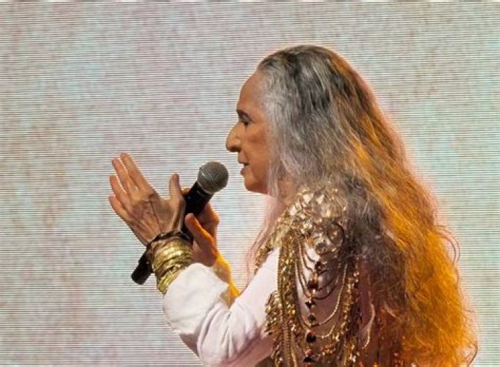 Angela Ro Ro