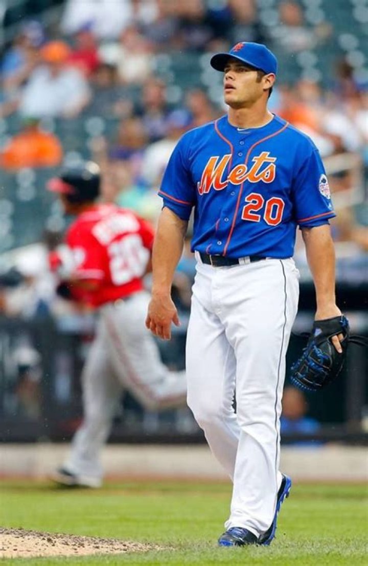 Anthony Recker