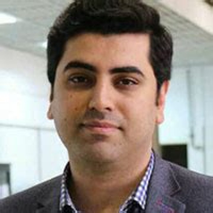 Arash Khos
