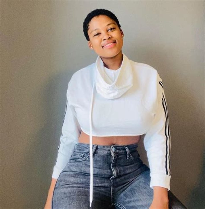 Asavela Mngqithi