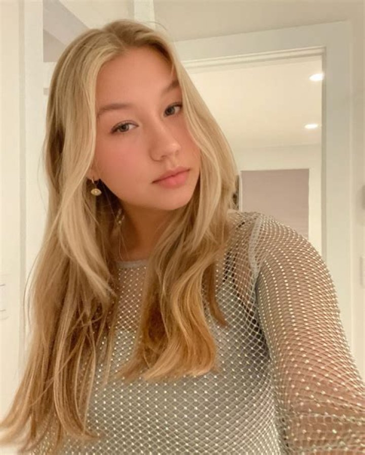 Ava Jade