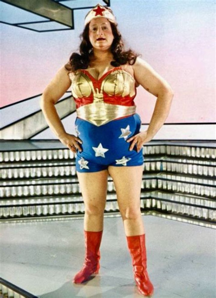 Bella Emberg
