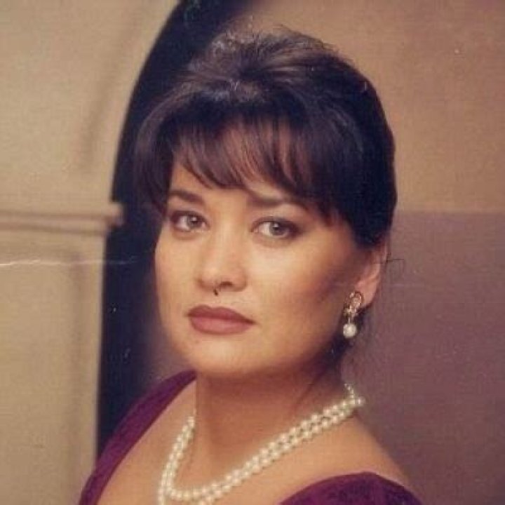 Bess Katradamos