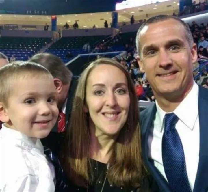 Bio, Age, Height, Net Worth, Husband-Alison Lewandowski