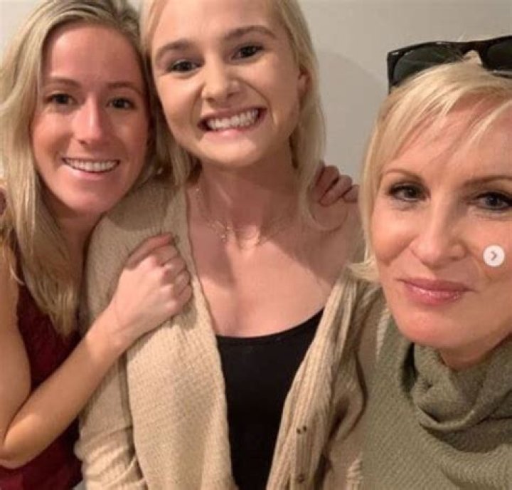 Carlie Hoffer: Who Is SShe? Why Did Her Parents Divorce After 23 Years of Marriage?