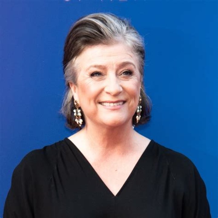 Caroline Quentin