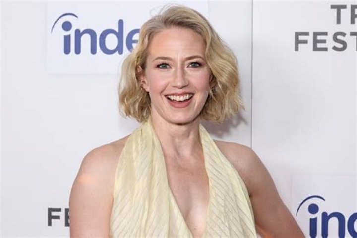 Carrie Coon