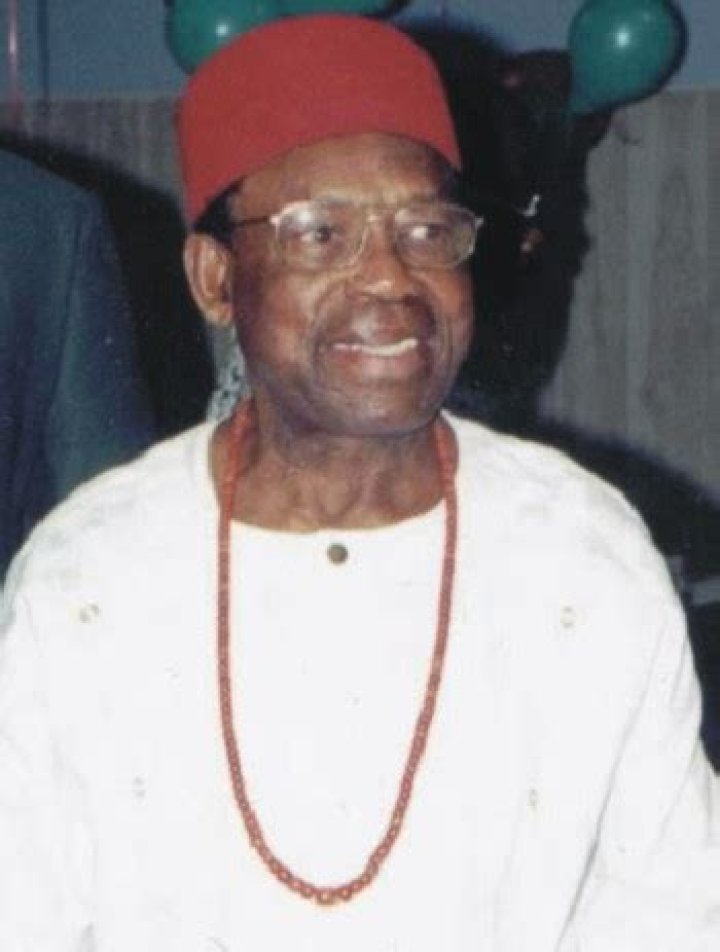 Chike Obi