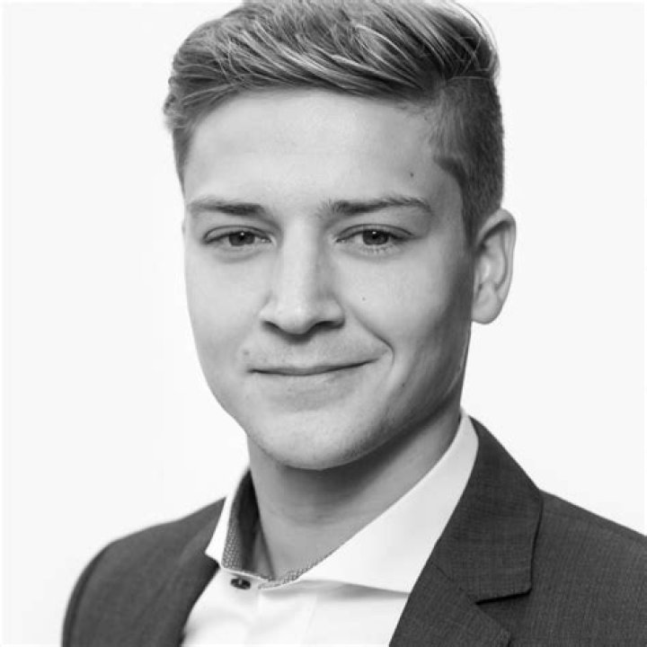 Daniel Ahlers