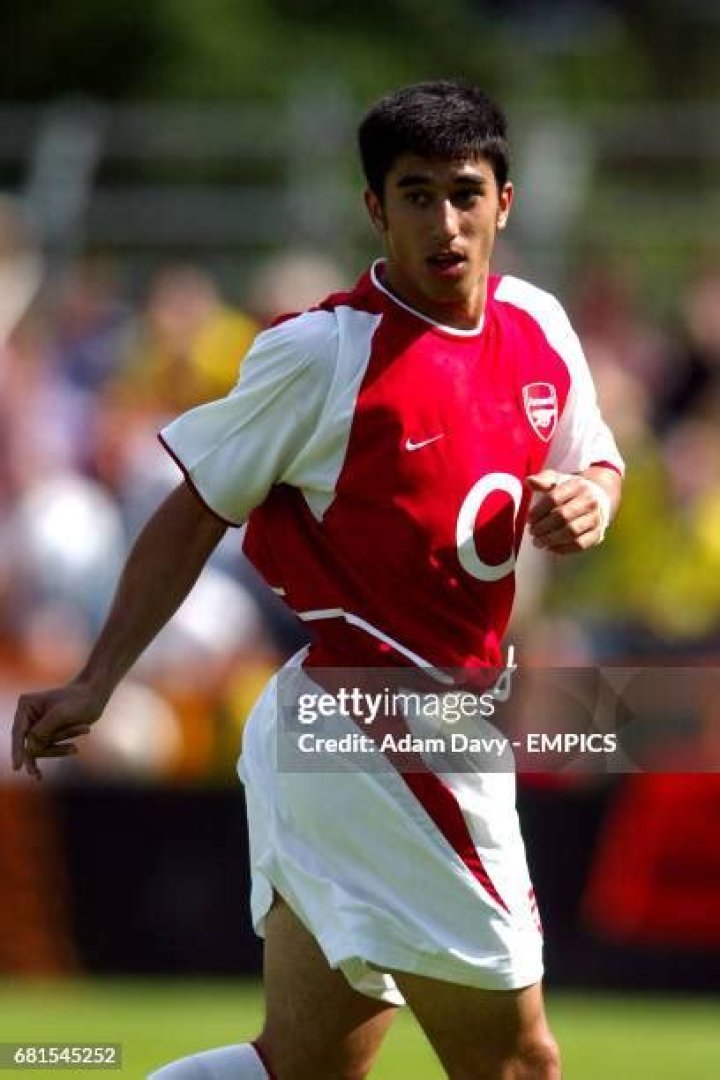 Daniel Karbassiyoon