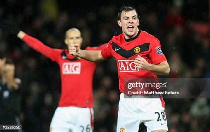 Darron Gibson