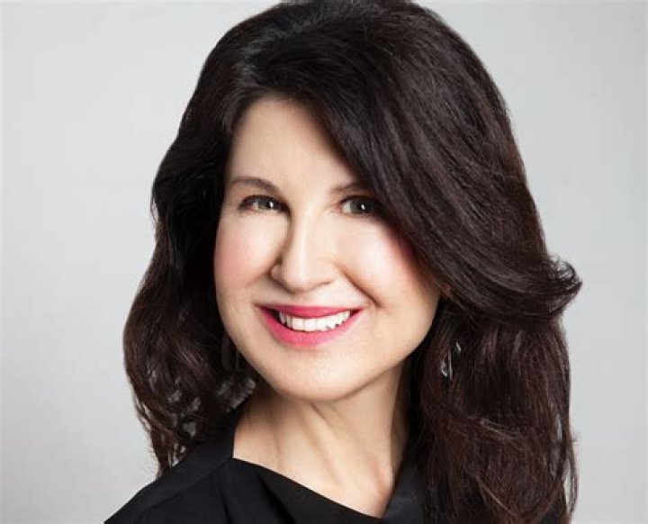 Deirdre Kelly