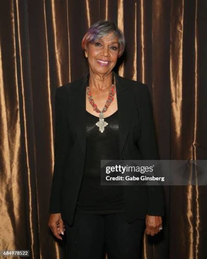 Dolores Robinson