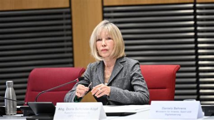 Doris Schroeder