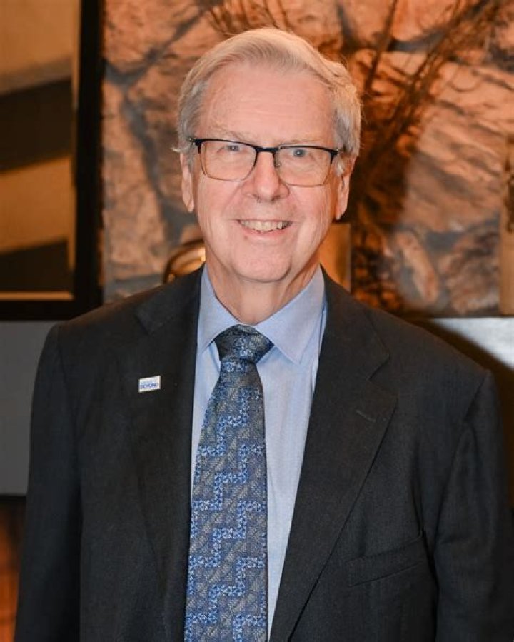 Doug Carlston