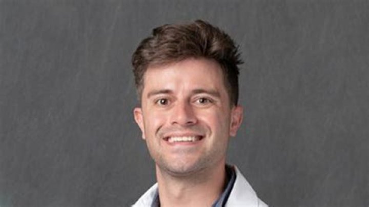 Dr. Bolek Payan
