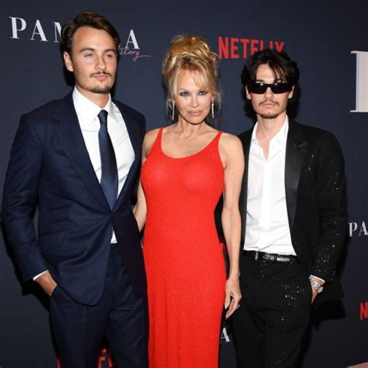 Dylan-Jagger-Lee