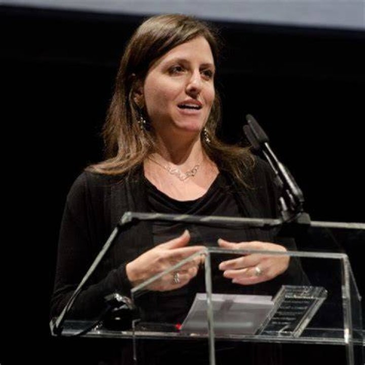 E.S.G. | Bio, Age, Net Worth, Relationship, Career