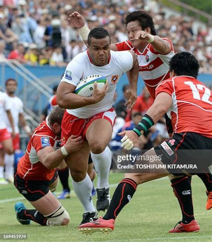 Eddie Aholelei