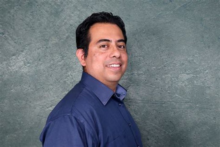 Eduardo &Aacute;vila