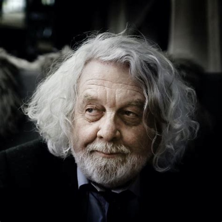 Edvard Hoem