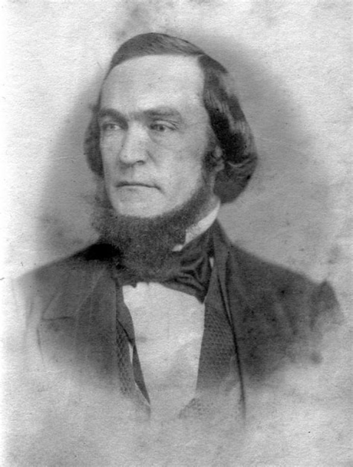 Eli Sims Shorter