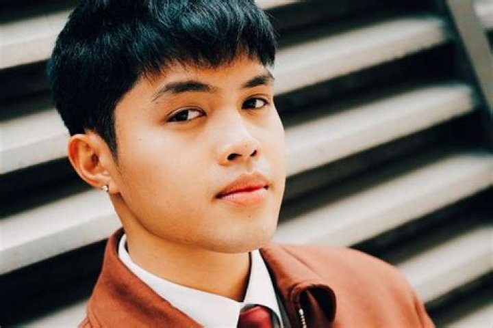 Elijah Canlas