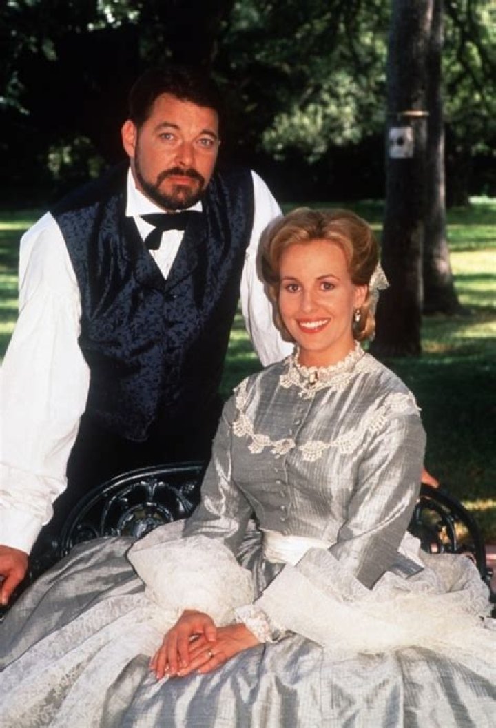 Elizabeth Francis Frakes