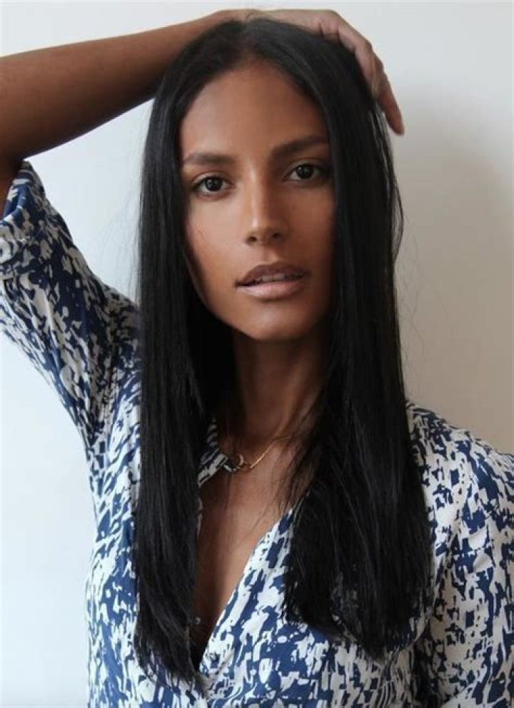 Emanuela De Paula