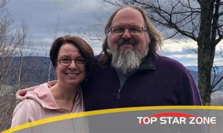 Ethan Zuckerman : Bio, Career, Wife, Height, Height And Net Worth