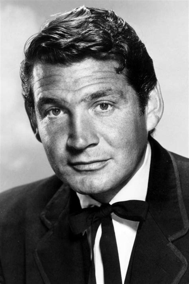 Gene_Barry
