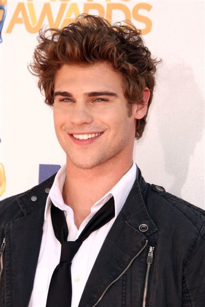Grey Damon