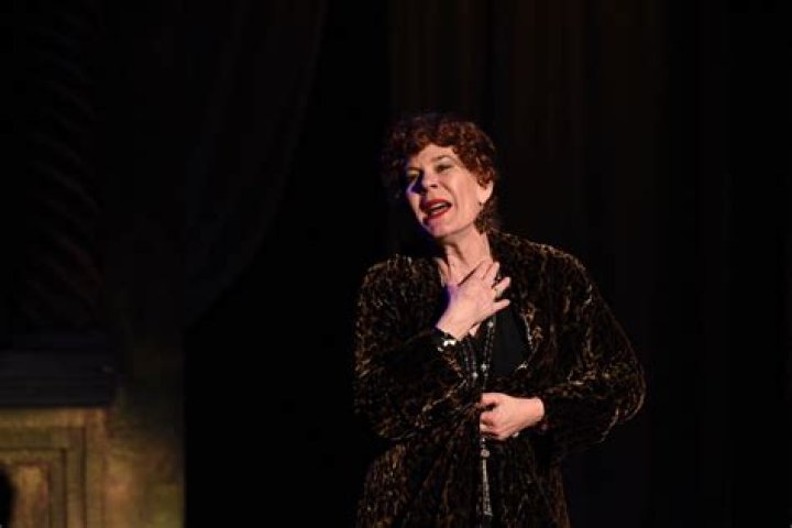 Hollis Resnik