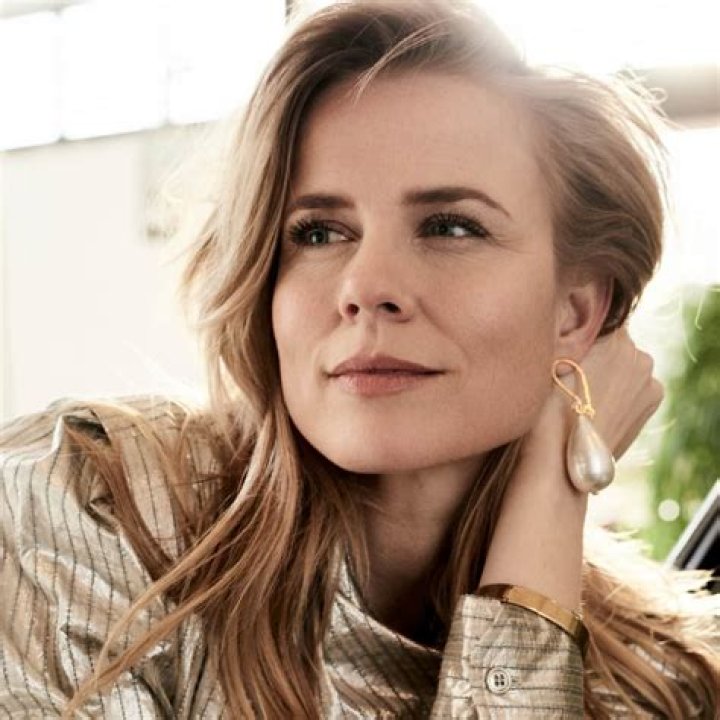 Ilse Delange