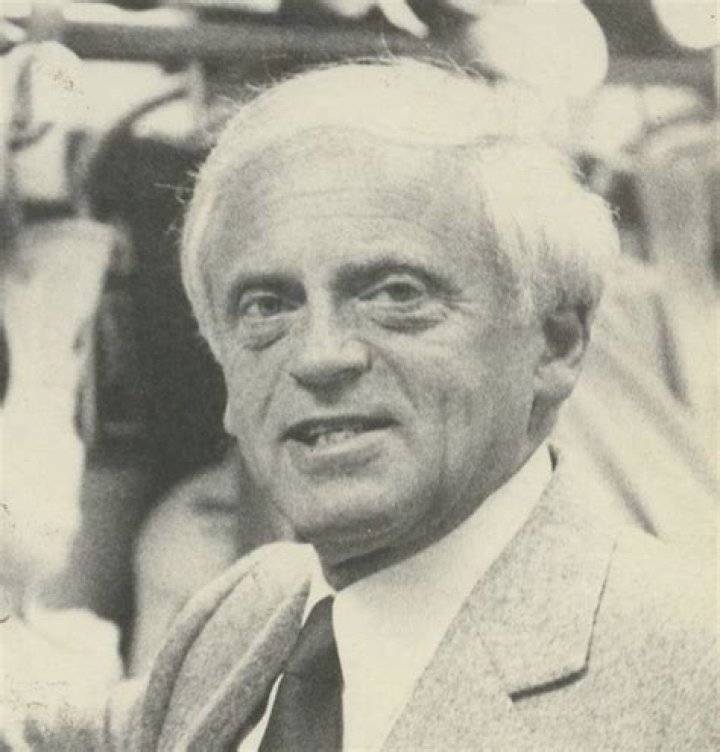Irving Grundman