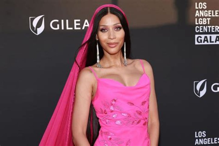 Isis King