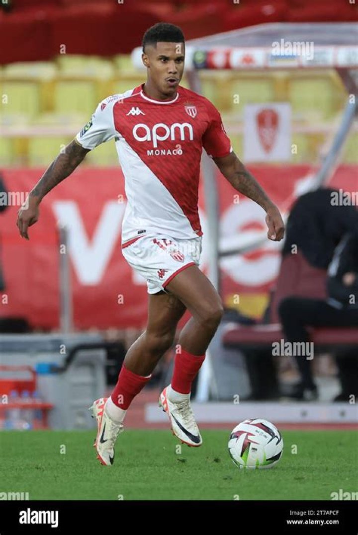 Ismail Jakobs