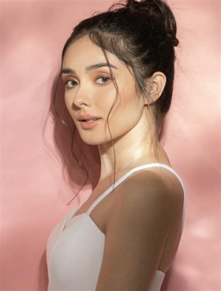 Janelle-Lewis
