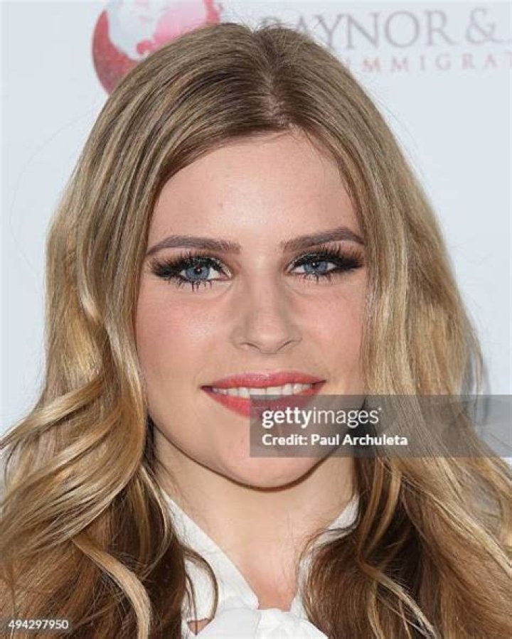 Jenna Rosenow