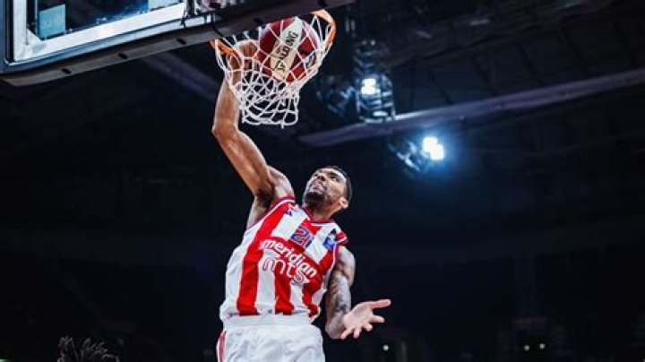 Joel Bolomboy