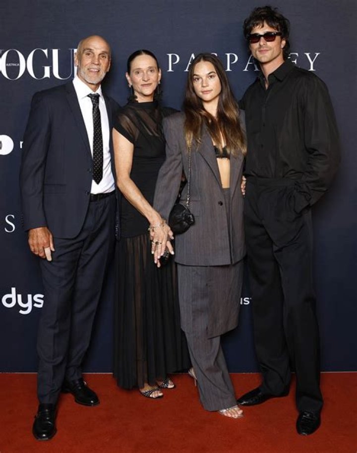 John Elordi And Melissa Elordi