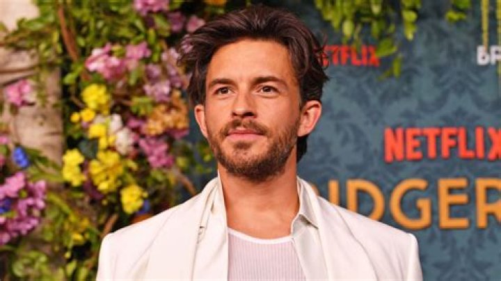 Jonathan Bailey