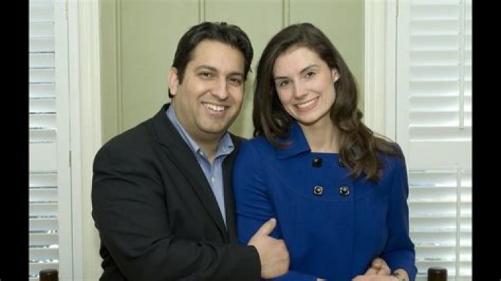 Jonathan R. Dariyanani