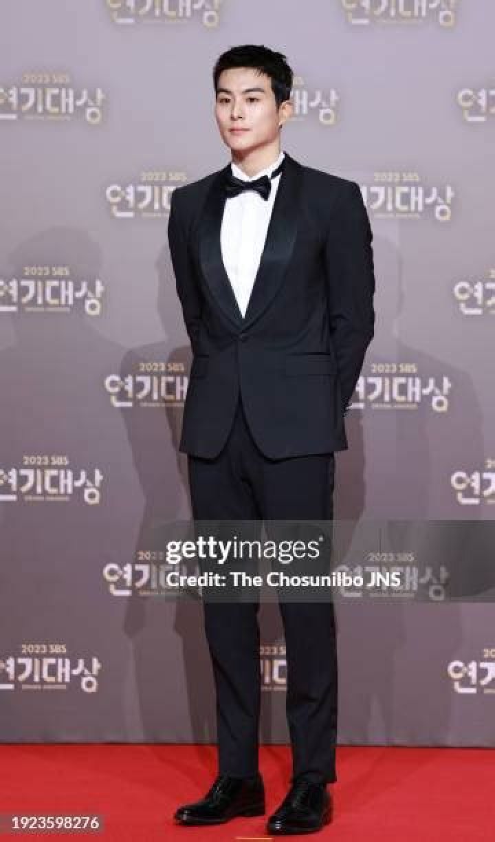 Jung Gun Joo