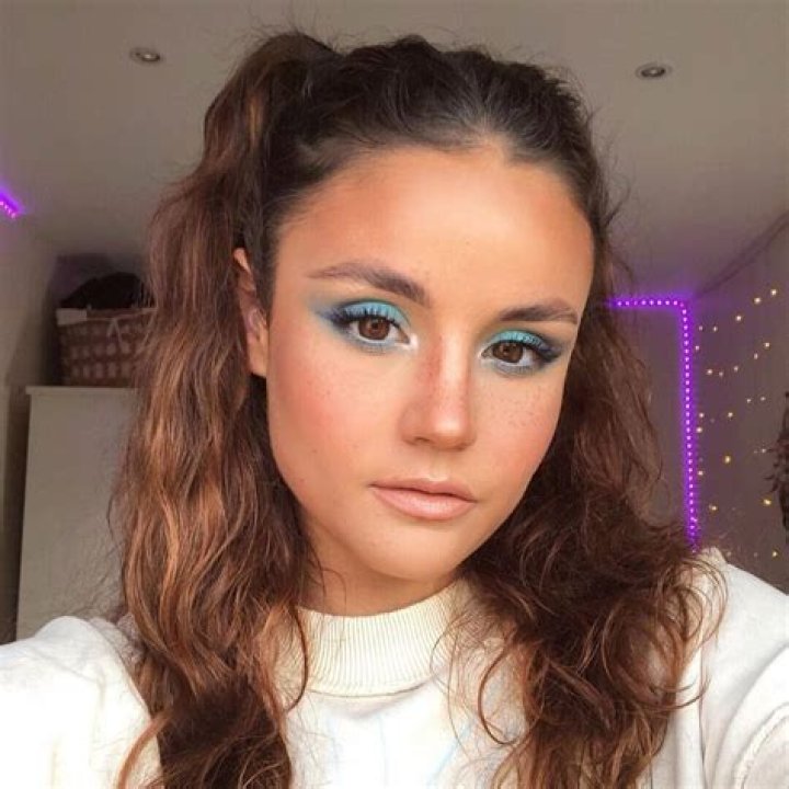 Katie Leach