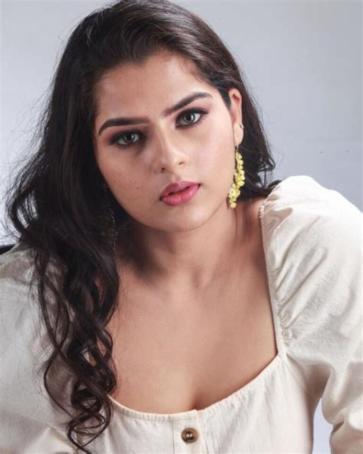 Kavya Kalyanram