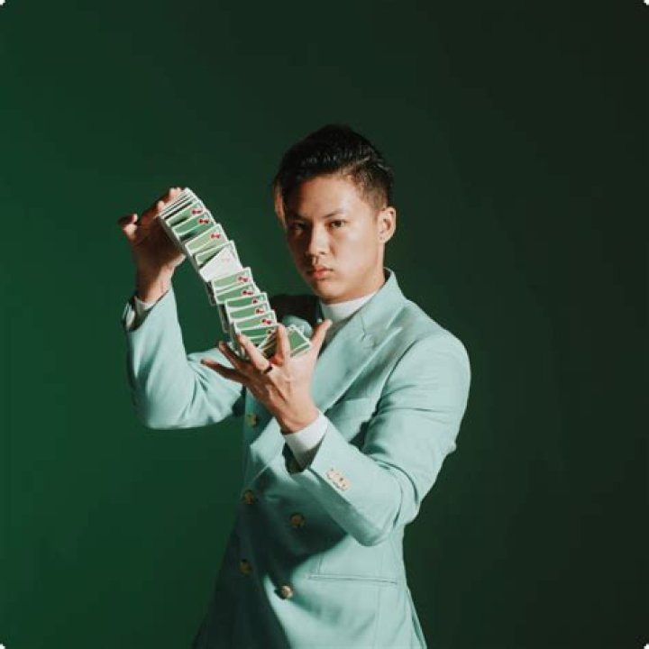 Kevin Li Magician